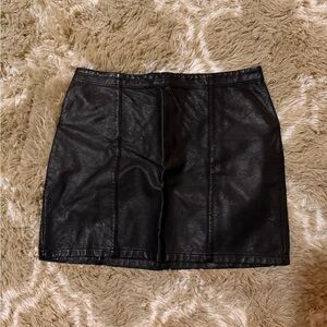 Forever 21 Black Mini Skirt